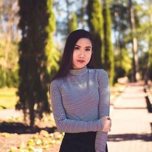 Meet your Posher, Jenny